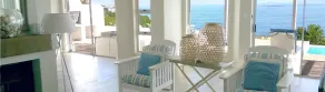 La Petite Baleine Oceanfront Villa - Living area
