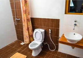 ACK Guest House Mombasa - Badrum