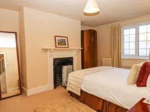Early Mist Cottage - Room