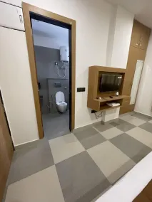 HOTEL SRIJAN near Iskcon temple, main road Vrindavan - Room