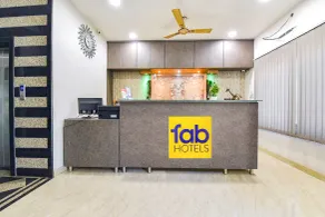 Fabhotel Vardan Villa - Reception