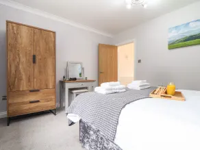 Lakeside - Room