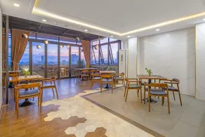 Platinum Danang Hotel - Restaurant