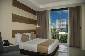 Eastland Hotel And Residences - Zimmer
