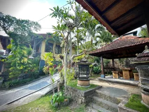 Desa Hostel - Restaurant
