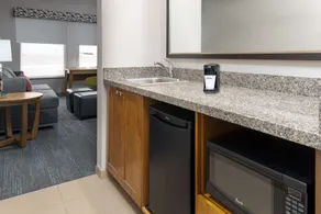 Hampton Inn & Suites Clayton/St. Louis-Galleria Area - Chambre