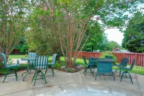 Spacious Yard & Fire Pit! 6 Mi to National Harbor - Interiör