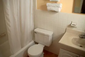 Lago Mar Motel and Apartments - Badezimmer