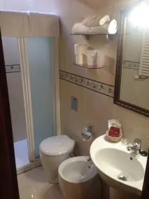 La Posada del Rey - Bathroom