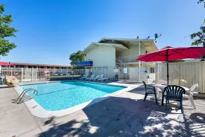Motel 6-Carson City, NV - Piscine