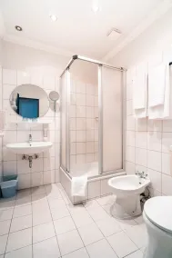 Hotel Berliner Bär - Bathroom