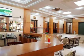 HOTEL MASSALEY - Lobby sitting area