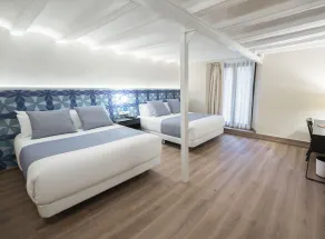 Hotel Hesperia Metropol Barcelona - Habitación