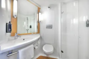 ibis Brighton City Centre - Station - Bathroom
