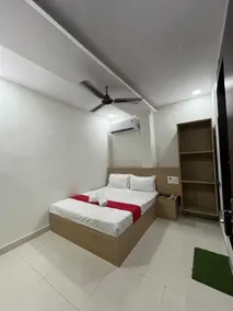 Hotel Ghoonghat - Room
