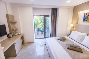 Eng Group Hotels - Vue de la chambre