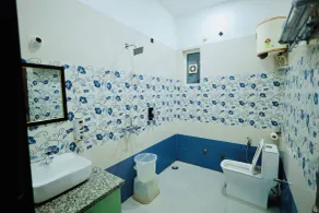 BUDDHA DHAM - Bathroom