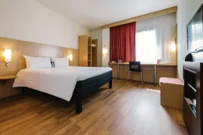 Ibis Astana - Room