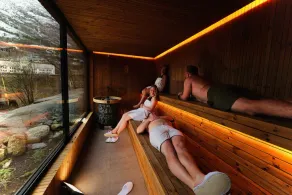 Trolltunga Aparthotel - Spa