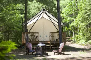 Whispering Springs Wilderness Retreat - Rom