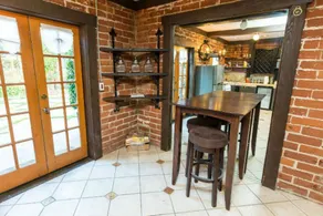 Private 2BD Chandler - In-room dining