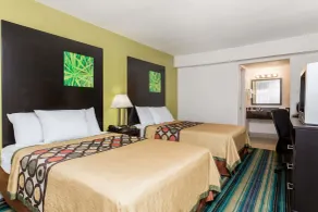 Super 8 by Wyndham Augusta - Chambre