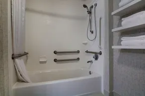 Holiday Inn Express Durham-UNH by IHG - Salle de bain