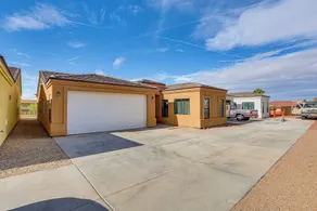 7 Mi to Golf: Mtn-view Retreat in Bullhead City - Intérieur