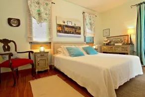 Vouliagmeni Villa - Chambre