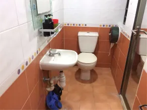Tong Luo Wan Hostel - Bathroom
