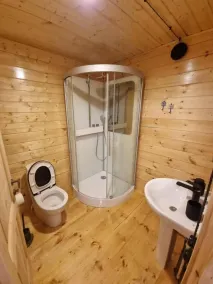 Fifth Season - Bathroom