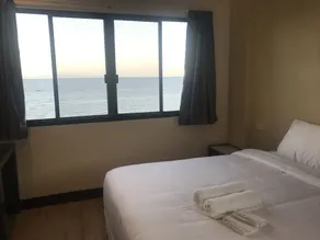 Babylon Oslob Coast Guesthouse - Chambre