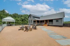 Sip, Fish & Relax Fireside: Serene Schulenburg Gem - Interiør