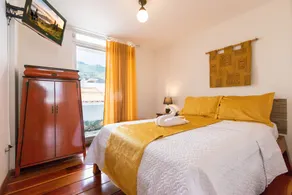 HOSTAL DEL RÍO - Habitación
