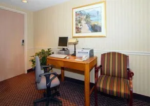 Travelers Inn - Lobby