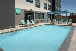 Tru by Hilton Lubbock Southwest - Piscine
