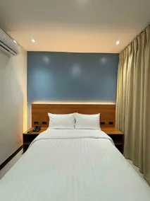 Estela's Hotel and Event Center - Chambre