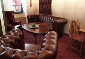 St. Binderup Kro - Lobby sitting area