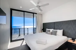 Iconic Kirra Beach Resort - Chambre