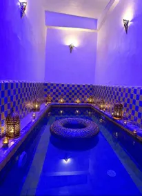 RIAD YOUSSEF - Pool
