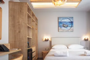 Skipper Beachfront Suites - Room