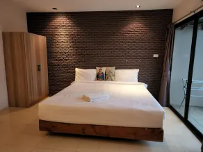 Dfeel House - Rom