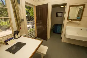 Swiftcurrent Motor Inn and Cabins - Inside the Park - Room