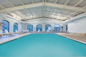 Baymont by Wyndham Bartonsville Poconos - Piscine