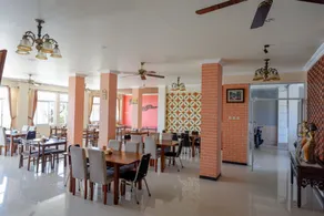 RedDoorz Plus Syariah @ Hotel Boulevard Luwuk - Restaurant