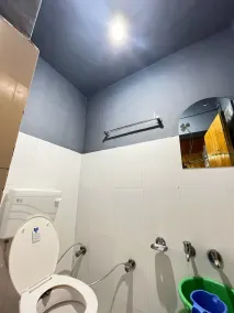 Munshi's Hotel and Restaurant Tangmarg - Bathroom