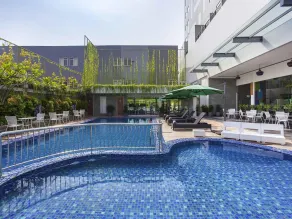 ibis Styles Cikarang - Pool
