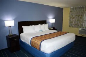 Days Inn by Wyndham Augusta - Room