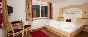 Kinderfreundliche gemütliche Ferienwohnung mit Garten, Grill und Sauna - Zimmer