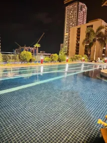Sky N Sea Suites Staycation Malate Bayview Mansion - Piscina